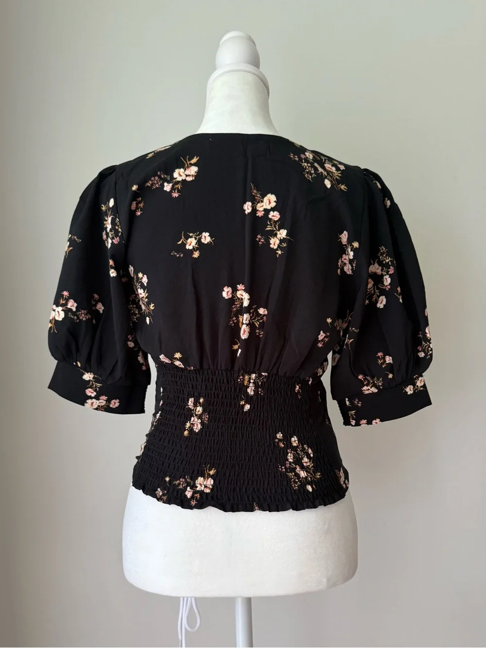 Abercrombie & Fitch feminine wrap